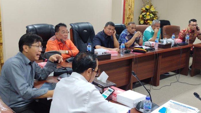 Rapat dengar pendapat masyatakat Manado Utara dengan pengembang PT MUP di DPRD Sulut, Selasa 2 Juli 2024.