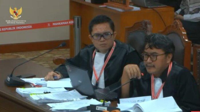 SIDANG: Kuasa hukum Kubu Welly Titah - Anisya Bambungan dalam Sidang MK, Kamis (13/2/2025)