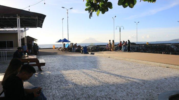 Sentra Kuliner Manado di Megamas Manado Sulawesi Utara