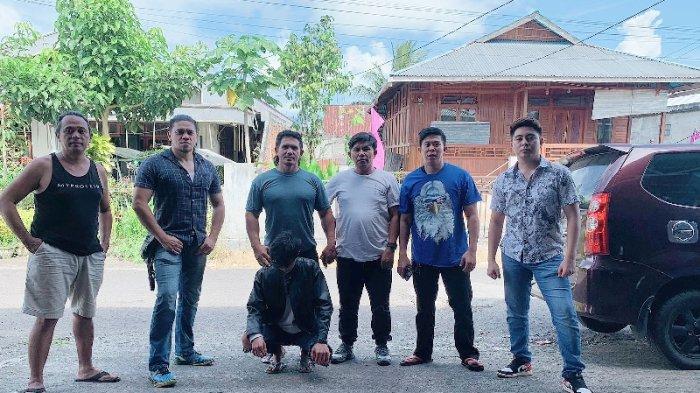 Seorang Pelaku yang diduga melakukan tindak pidana persetubuhan di Kecamatan Kakas Barat, Minahasa, Sulawesi Utara ditangkap Tim Resmob Polres Minahasa.