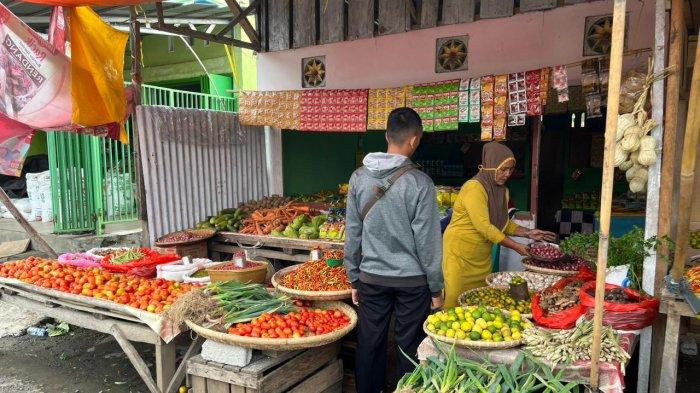 Suasana Pedagang Barito di Pasar Lolak Bolmong, Sulut