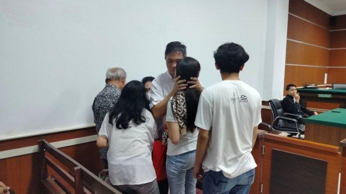 Suasana Sidang di PN Manado.