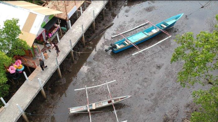 Suasana Wisata Darunu Mangrove Park yang berada di Kecamatan Wori Minahasa Utara Sulawesi Utara, Senin (6/11/2023).