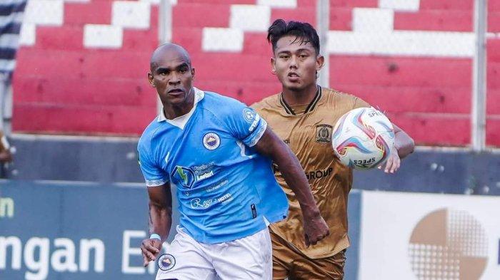 Laga Sulut United vs Persiba Balikpapan di Stadion Klabat Manado, Sulawesi Utara