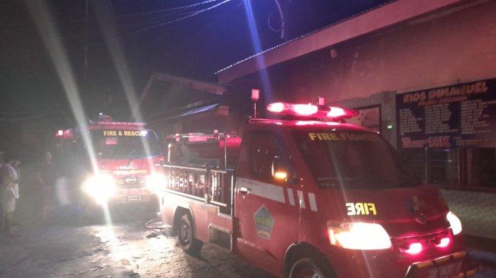Kebakaran di Desa Kolongan Tetempangan, Kalawat, Minut, Sulawesi Utara, Selasa (3/9/2024) dini hari.