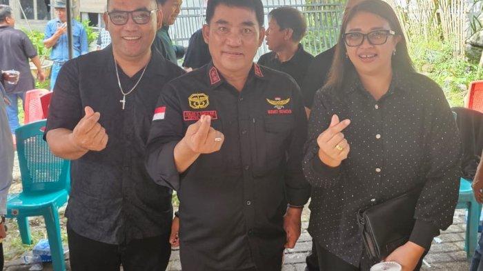 Ketua DPC Gerindra Minut, Cynthia Erkles, dan suami, Christian Kamagi, saat bersama Yulius Komaling.