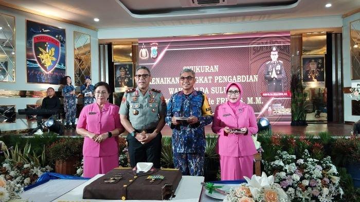 Syukuran kenaikan pangkat Jan de Fretes Wakapolda Sulut menjadi Irjen