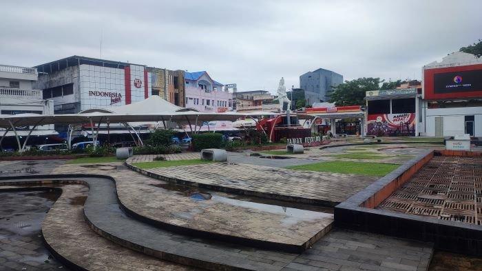 Taman Kesatuan Bangsa, Manado, Sulawesi Utara, Selasa (9/7/2024) sore.