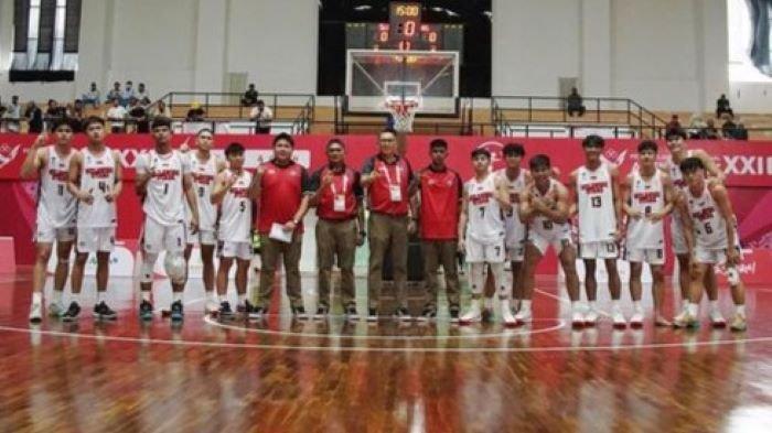 Foto Tim Basket Putra Sulut 5on5, diabadikan usai lawan Bangka Belitung.