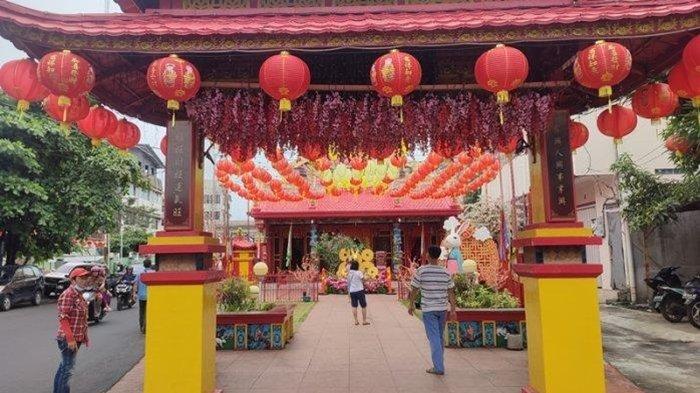 WISATA: Klenteng Ban Hin Kiong. Turis Cina serbu Sulawesi Utara (Sulut) di awal April 2025.