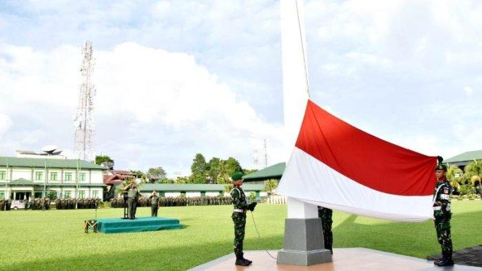 Upacara Bendera 17-an di Lapangan Makodam XIII Merdeka, Teling Atas, Manado, Sulawesi Utara, Rabu (17/1/2024).