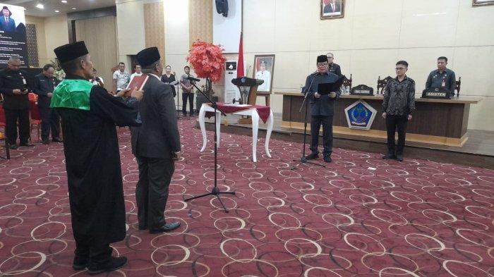 Wagub Sulut Steven Kandouw melantik Penjabat Sekda Bolmut, Jumat (5/7/2024) malam.