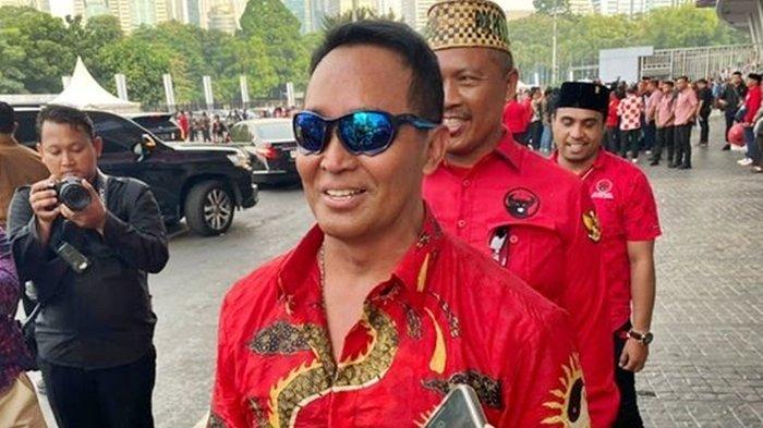Wakil etua Tim Pemenangan Nasional Ganjar Pranowo, Andika Perkasa ungkap waktu pengumuman Cawapres Ganjar. Tinggal menunggu 1 atau dua hari lagi.