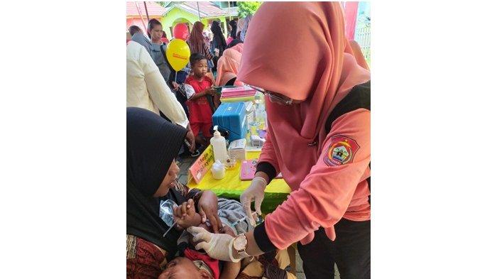 Alfamart bersama Zwitsal mengadakan rangkaian kegiatan Posyandu di 32 kota/ kabupaten di Indonesia selama periode Agustus hingga September