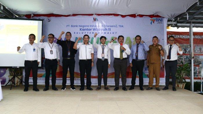 BNI Wilayah 11 Suluttenggomalut Gelar BNI Mengajar di SMKS Kristen 2 ...