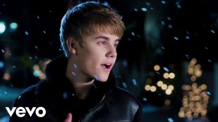 Lirik Lagu dan Terjemahan How To Love - Justin Bieber: We Could Grow Old Together

