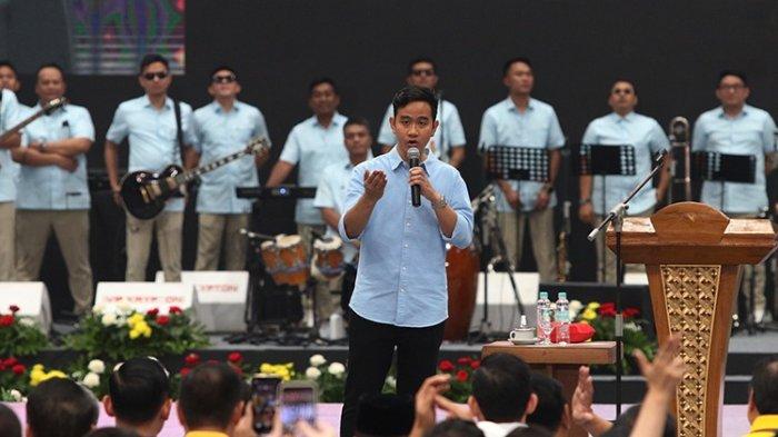 Bacawapres KIM, Gibran Rakabuming Raka, saat pidato kebangsaan di Indonesia Arena Gelora Bung Karno (GBK) Senayan, Jakarta, Rabu (25/10/2023).