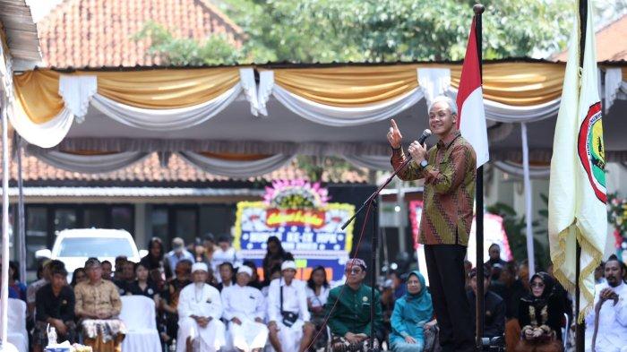 Gubernur Jawa Tengah Ganjar Pranowo memberikan jaminan perlindungan dan kebebasan kepada Penghayat Kepercayaan
