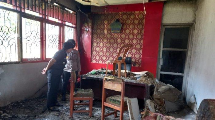 Kantor Kecamatan Kalawat di Jalan Raya Manado Bitung, Kalawat, Minahasa Utara, Sulawesi Utara, Rabu (13/9/2023).
