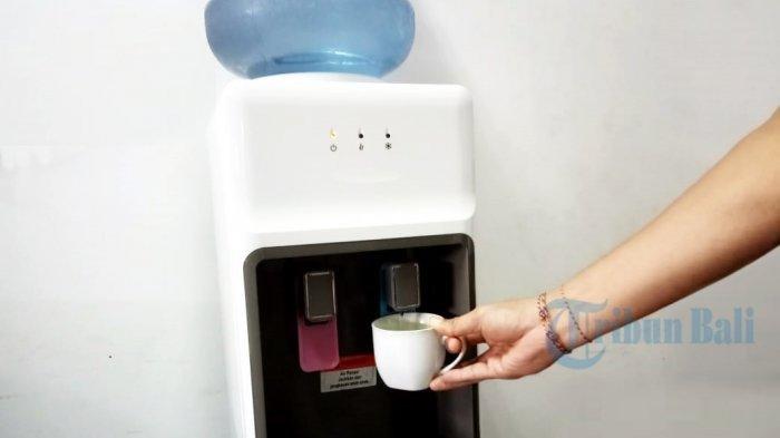 Cara Mengatasi Air di Dispenser yang Bau dan Tak Enak - Tribunmanado.co.id