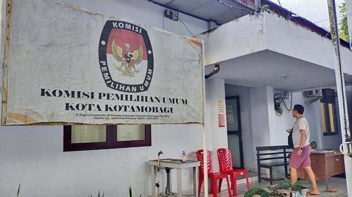 Kantor KPU Kotamobagu.