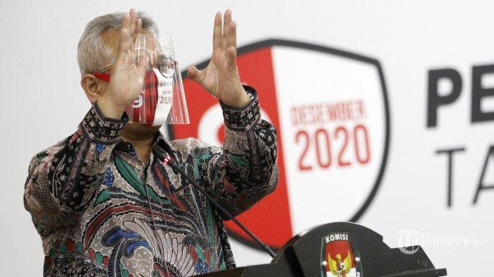 Ketua Komisi Pemilihan Umum (KPU), Arief Budiman menyampaikan sambutan saat mengikuti Penyerahan Data Pemilih Pemula Tambahan dan Peluncuran Pemilihan Serentak Tahun 2020 di gedung KPU, Jakarta Pusat, Kamis (18/6/2020).