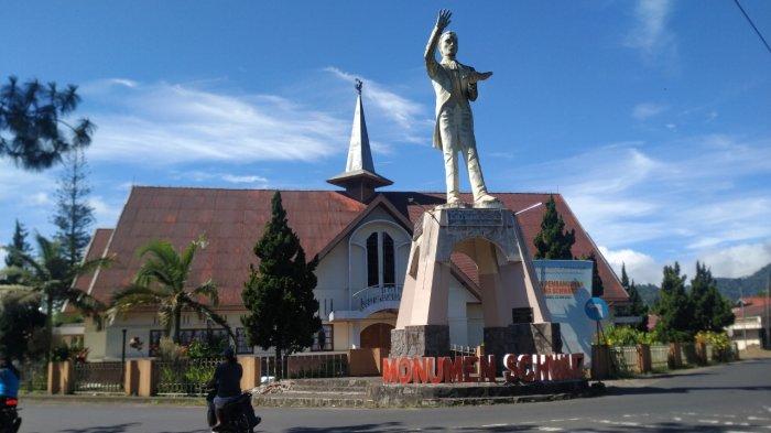 Monumen Schwarz di Langowan Minahasa Utara, Sulawesi Utara