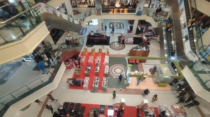 Suasana di Mega Mall Kota Manado, Selasa (4/7/2023)