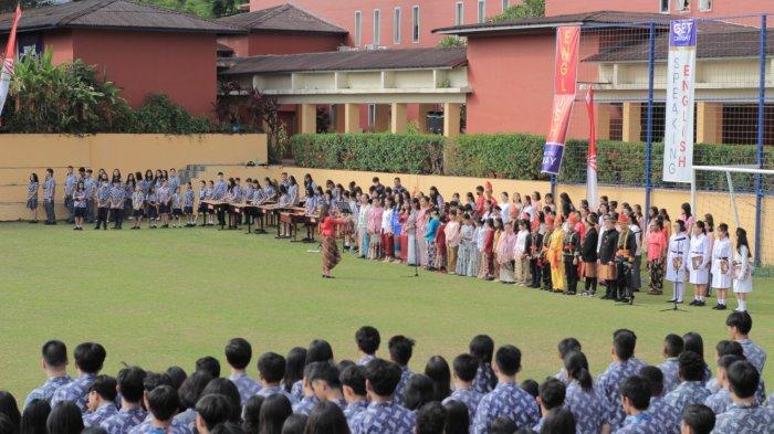 Upacara HUT RI di Manado Independent School Penuh Hikmat