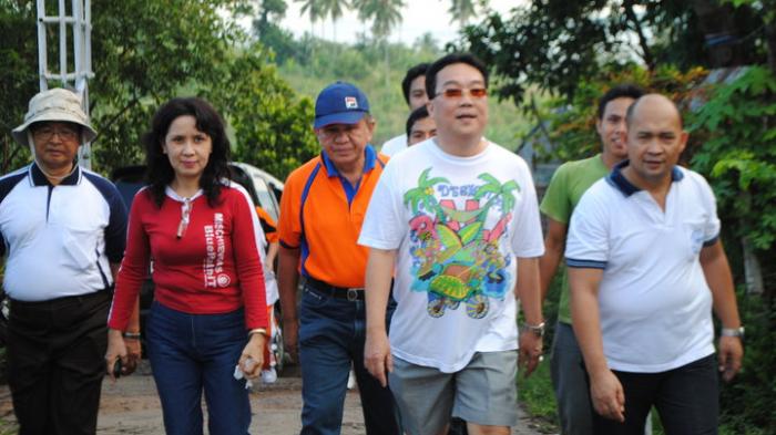 Bakal Calon Wali Kota Manado Pilkada 2024, Yongkie Limen, Pengusaha Ikan asal Sulut (memakai kaca mata)