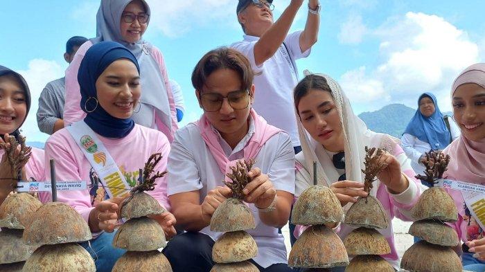Antisipasi Krisis Iklim, Bupati Mas Ipin Tenggelamkan Ratusan ...