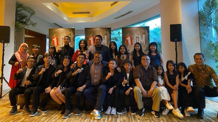 32 anak-anak Sumut pemeran Film1 CM bersama sutradara Dedy Siregar dalam Gala Premiere di Epicentrum XXI, Jalan HR Rasuna Said, Jakarta, Sabtu (9/3/2024).