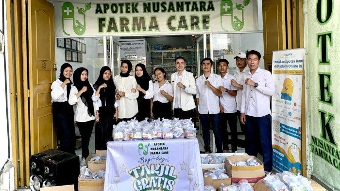 Dalam kegiatan ini 500 paket takjil gratis telah di siapkan dengan tambahan obat lambung berupa antasida dan vitamin.