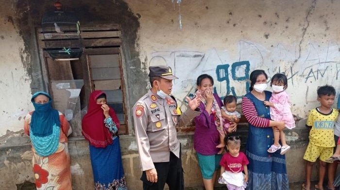 AKP Supai Warna Sambangi Warga bersama Wakil Bupati Kab. Cirebon, Sabtu (06/03/2021).