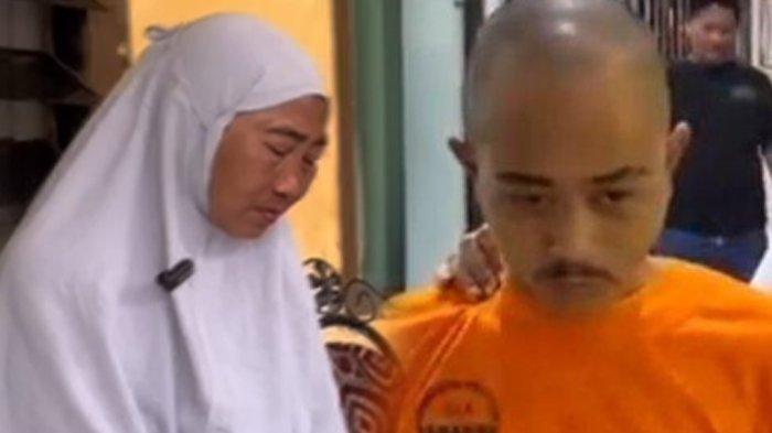 ANAK ANIAYA IBU DI BEKASI - Curhatan Ibu Korban Penganiayaan Anak Semata Wayang di Bekasi. Meskipun memar dianiaya anaknya, sang ibu tetap merasa bersalah 