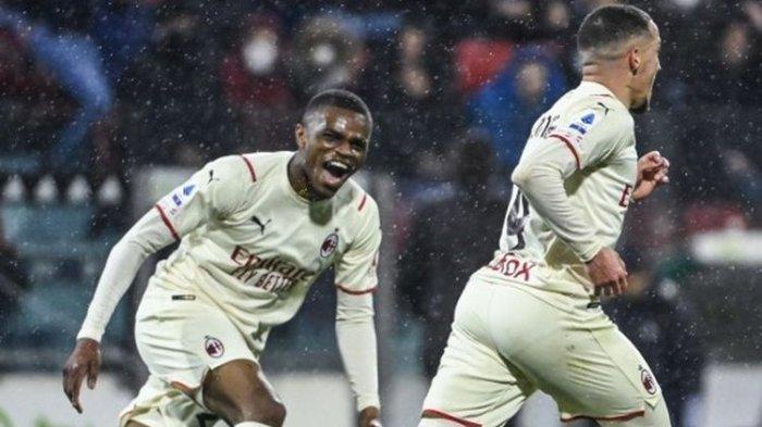 Gelandang AC Milan, Ismael Bennacer, berselebrasi usai mencetak gol ke gawang Cagliari pada pekan ke-30 Serie A.