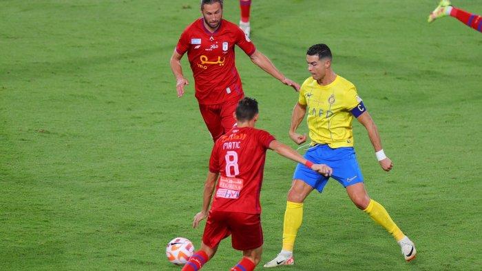 Crsitiano Ronaldo gagal bawa menang Al Nassr. Adapun hasil Al Nassr vs Abha yang berlangsung di Al-Awwal Park Stadium berkahir dengan skor 2-2.