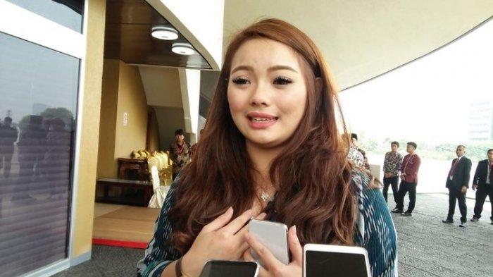 Anggota DPR RI Hillary Brigitta Lasut di Kompleks Parlemen, Senayan, Jakarta, Rabu (2/10/2019) lalu.