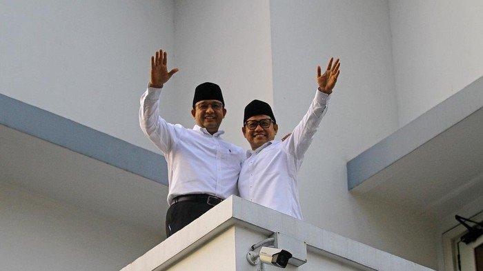 Anies dan Cak Imin berfoto bersama