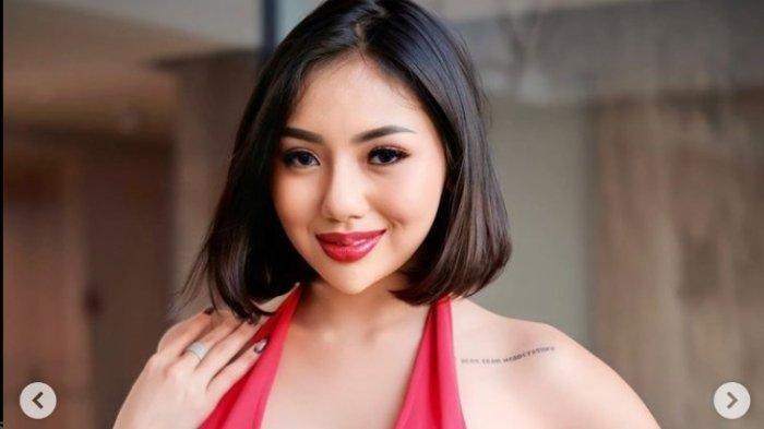 IDENTITAS 11 Orang Jadi Tersangka Kasus Film Porno Kelas Bintang Ada IDENTITAS 11 Orang Jadi Tersangka Kasus Film Porno Kelas Bintang Ada