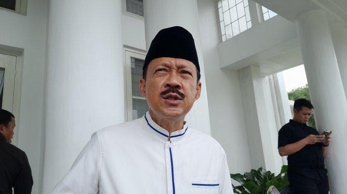 Sekretaris Daerah Provinsi Sumatera Utara, Arief Sudarto Trinugroho saat diwawancarai di depan rumah dinas Gubernur Sumut Jalan Sudirman Medan, Kamis. Arief S Trinugroho mengungkapkan penetapan tersangka Direktur Utama (Dirut) PT Waskita Karya, Destiawan Soewardjono oleh Kejaksaan Agung (Kejagung) RI, atas dugaan kasus korupsi tidak ada kaitannya dengan mega proyek Rp 2,7 triliun di Sumut.