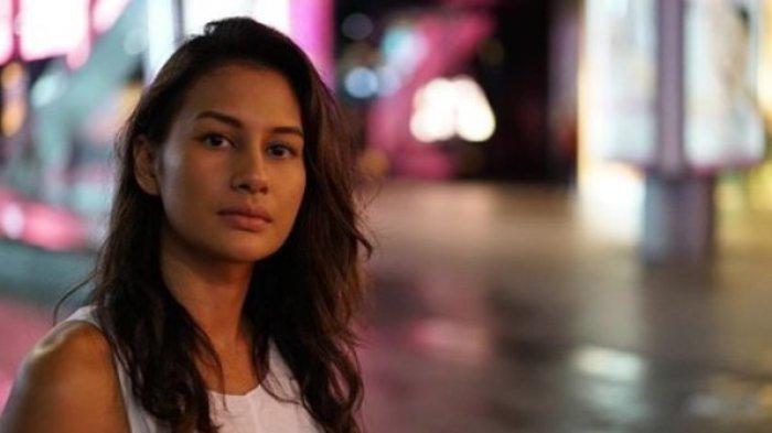 Artis Raihaanun menjadi sorotan warganet karena kembali ketahuan selingkuh. Rumah tangga Raihaanun dan Teddy Soeriaatmadja sudah tidak baik-baik. 