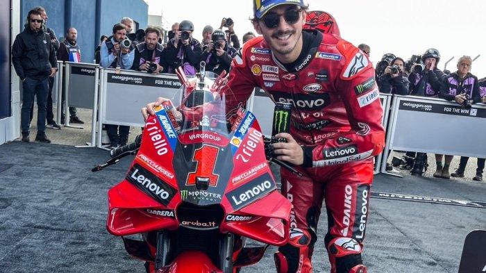 Hasil kualifikasi MotoGP Prancis 2023, Pebalap Ducati Lenovo, Francesco Bagnaia, berhasil membukukan waktu tercepat pada kualifikasi MotoGP Prancis 2023.