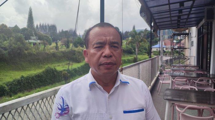 Brigjen Pol (Purn) Antonius Ginting, saat ditemui di kawasan Berastagi, Rabu (29/5/2024). Salah satu nama yang diperbincangkan sebagai salah satu bakal calon yang akan maju di Pilkada Karo 2024 ini, mengaku banyak mendapat dukungan tokoh sejak lama.