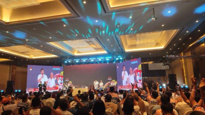 Calon Gubernur Sumatera Utara Bobby Nasution saat menyampaikan visi misi di debat calon Gubernur.