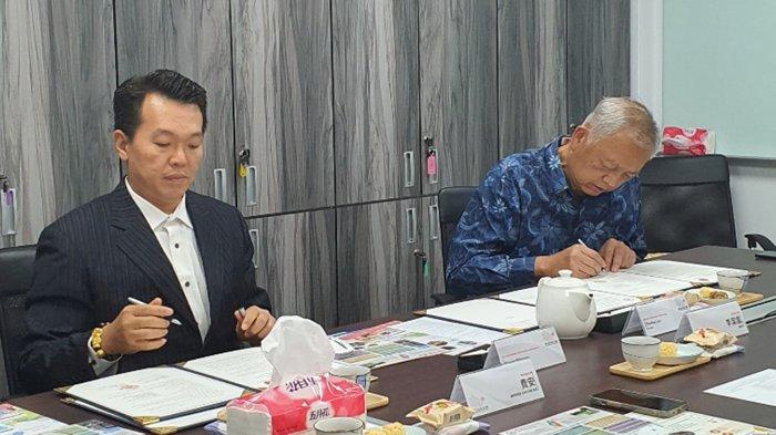 Menurut Bapak Stiven Wijaya, President Director dari Carnegie School dan Rektor dari ITB Carnegie, manfaat yang diperoleh siswa Carnegie sangat besar, termasuk pengembangan kemandirian, peningkatan kemampuan bahasa Mandarin, dan motivasi untuk belajar lebih giat.