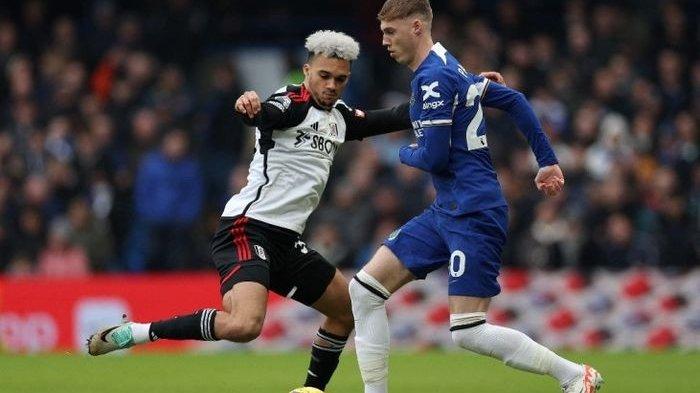 Aksi Cole Palmer dalam laga kontra Fulham pada lanjutan Liga Inggris 2023-2024.