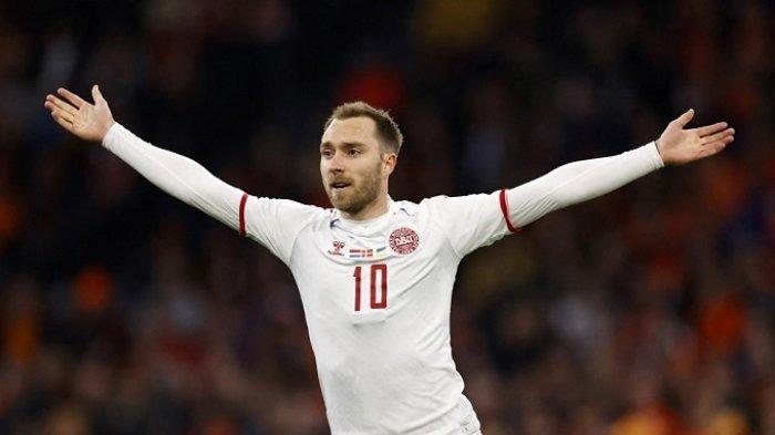 Christian Eriksen bersama tim Denmark 