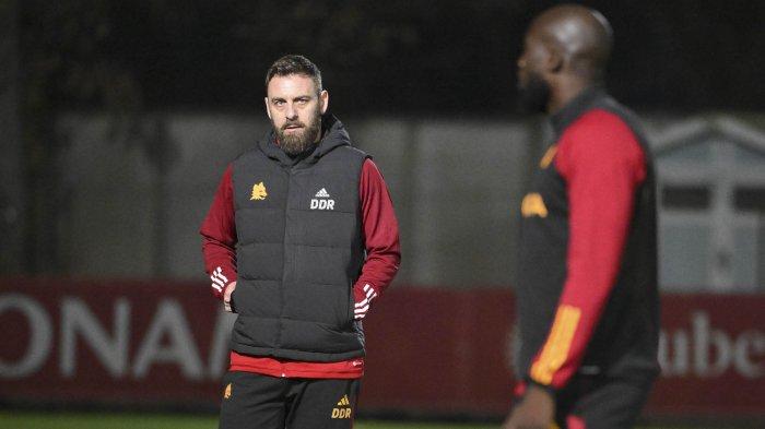Daniel De Rossi pelatih baru AS Roma