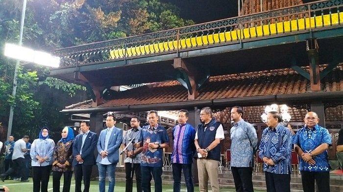 Demokrat keluar dari Koalisi Perubahan setelah Anies Baswedan menunjuk Cak Imin sebagai Cawapres.